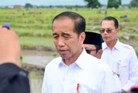 Jokowi Soroti Prosedur Birokrasi: Perizinan Masih Berbelit-belit