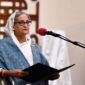 Setelah 15 Tahun Memimpin, PM Bangladesh Sheikh Hasina Mendadak Mundur, Militer Ambil Kendali