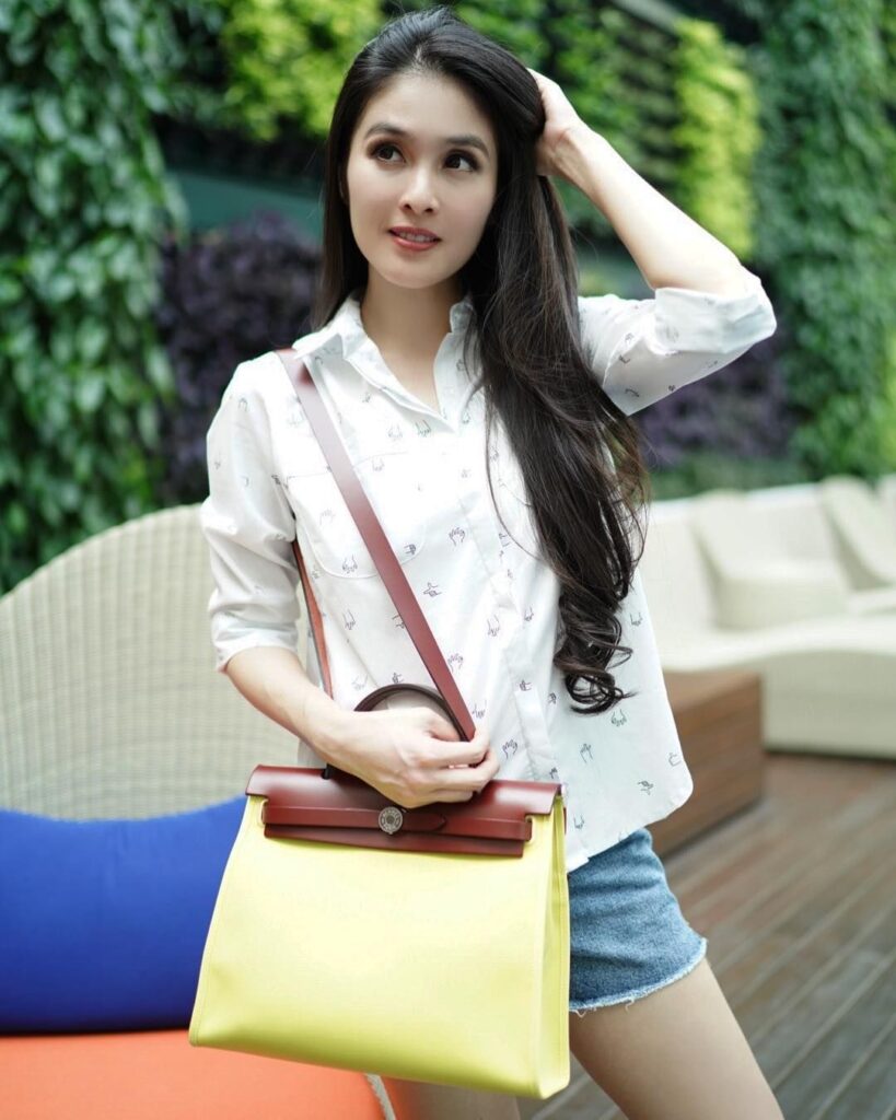 Sandra Dewi