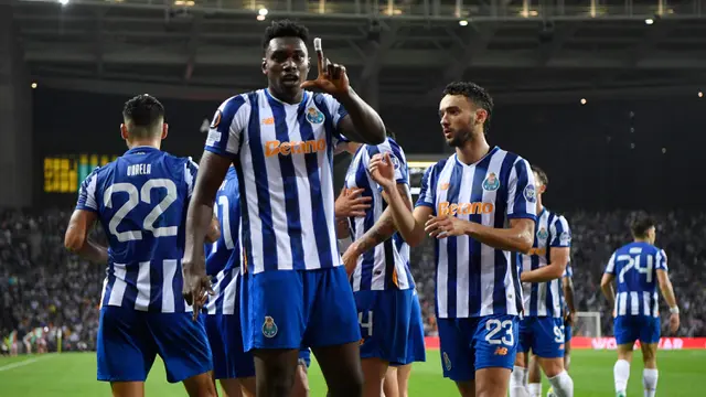 Manchester United dan Chelsea Kini Bersaing untuk Rekrut Striker Muda FC Porto
