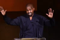 Kini, kabarnya hubungan Kanye West dan Bianca semakin membaik. 