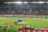 Atmosfer Meriah di Stadion Manahan: Ribuan Suporter Dukung Indonesia Hadapi Filipina di Piala AFF 2024