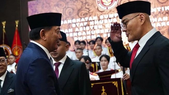 Deddy Corbuzier Resmi Jadi Stafsus Kemhan Usai Viral Soal MBG