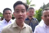 Mudik ke Solo, Wapres Gibran Sambangi Warga dan Pastikan Bantuan Tepat Sasaran