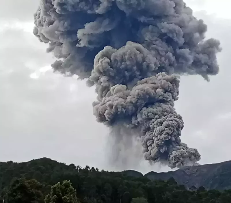 Gunung Marapi 