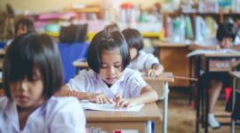 Sekolah 