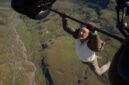 Tom Cruise Cetak Rekor Dunia Lewat Aksi Parasut Terbakar di Film Terbaru Mission: Impossible