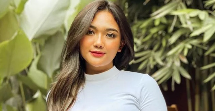 Pacar Lebih Dewasa, Marion Jola Justru Merasa Diuntungkan