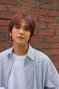 Haechan NCT Siap Luncurkan Debut Solo Perdana September 2025