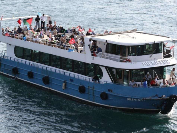 Armada Global Sumud Berlayar dari Kreta Menuju Gaza, Tekad Kemanusiaan Tak Surut di Tengah Hambatan